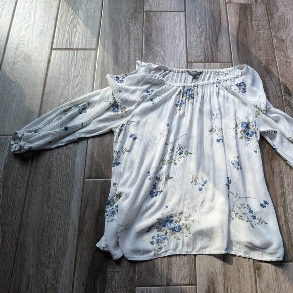 Denver Hayes Women’s Off Shoulder Floral Blouse White Blue Long Sleeve Size M - Picture 1 of 7
